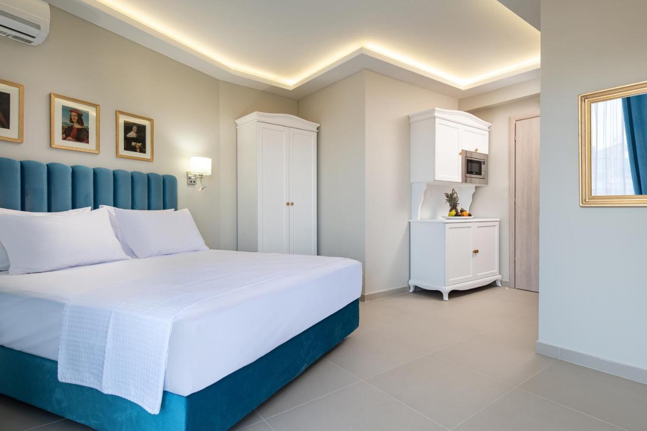 Light Blue Hotel Nea Kallikrateia Esterno foto